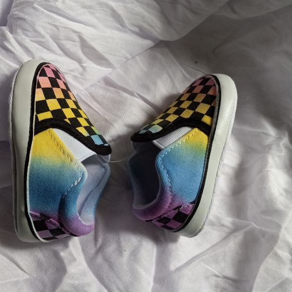 Tie dye baby shoes, Size 1 Newborn Vans knock offs, Hippie baby shoes, soft sole - Picture 3 of 4